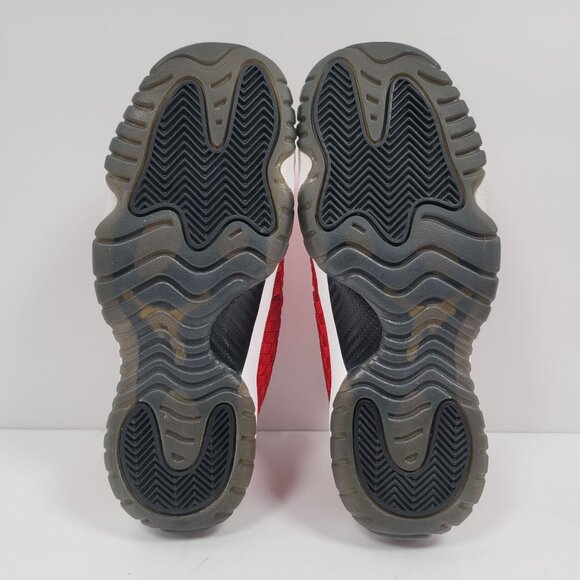 Air Jordan Future Low Youth Red White Sneakers 724813-600 US Size 7Y - Picture 7 of 8